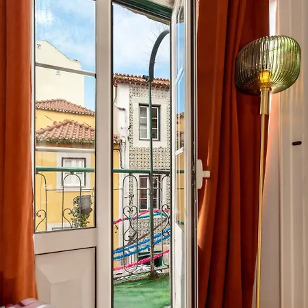Romantic Alfama Balcony - 10 Minutes From Terreiro Do Paco 公寓 Lisboa