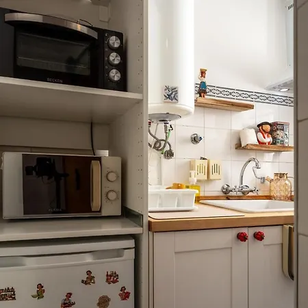 Apartamento Romantic Alfama Balcony - 10 Minutes From Terreiro Do Paco Lisboa